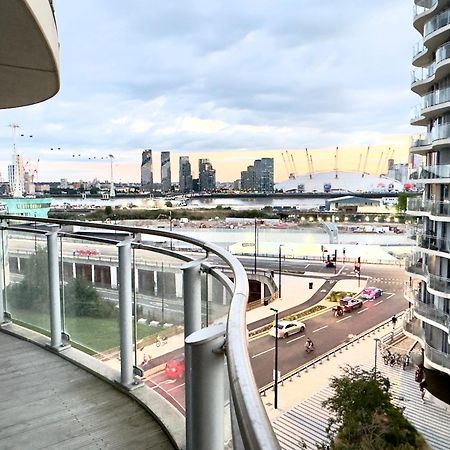 London Excel Cosy Apartment With Balcony & River View Close To O2 Arena, Cable Car, City Hall Exterior photo