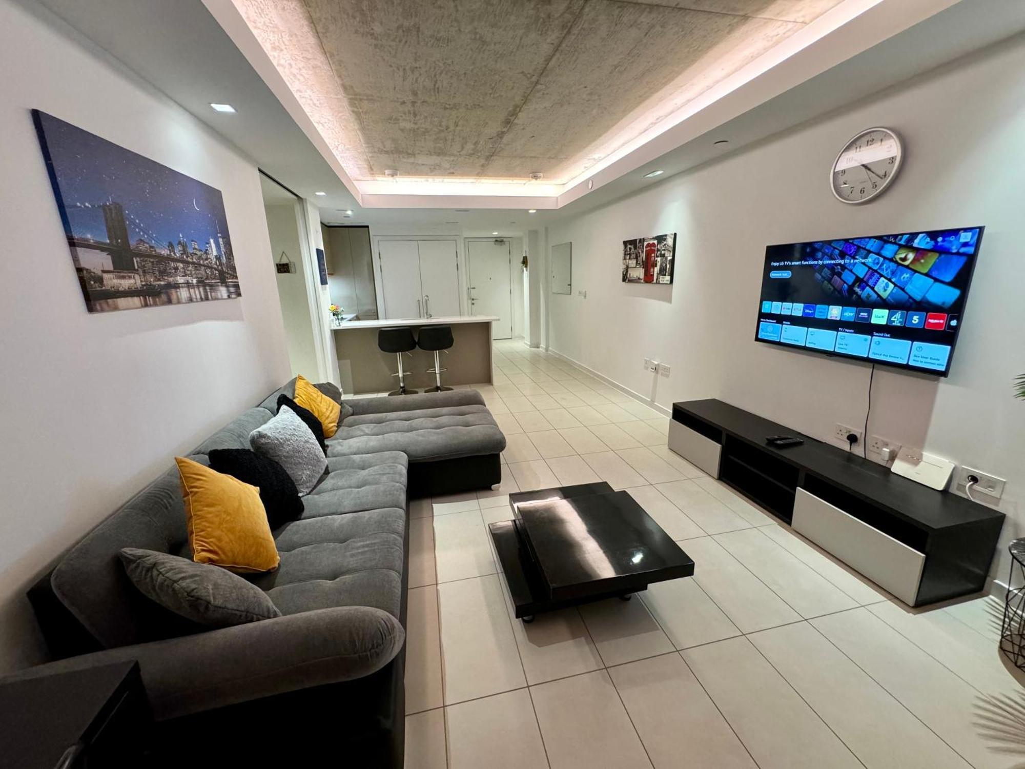 London Excel Cosy Apartment With Balcony & River View Close To O2 Arena, Cable Car, City Hall Exterior photo