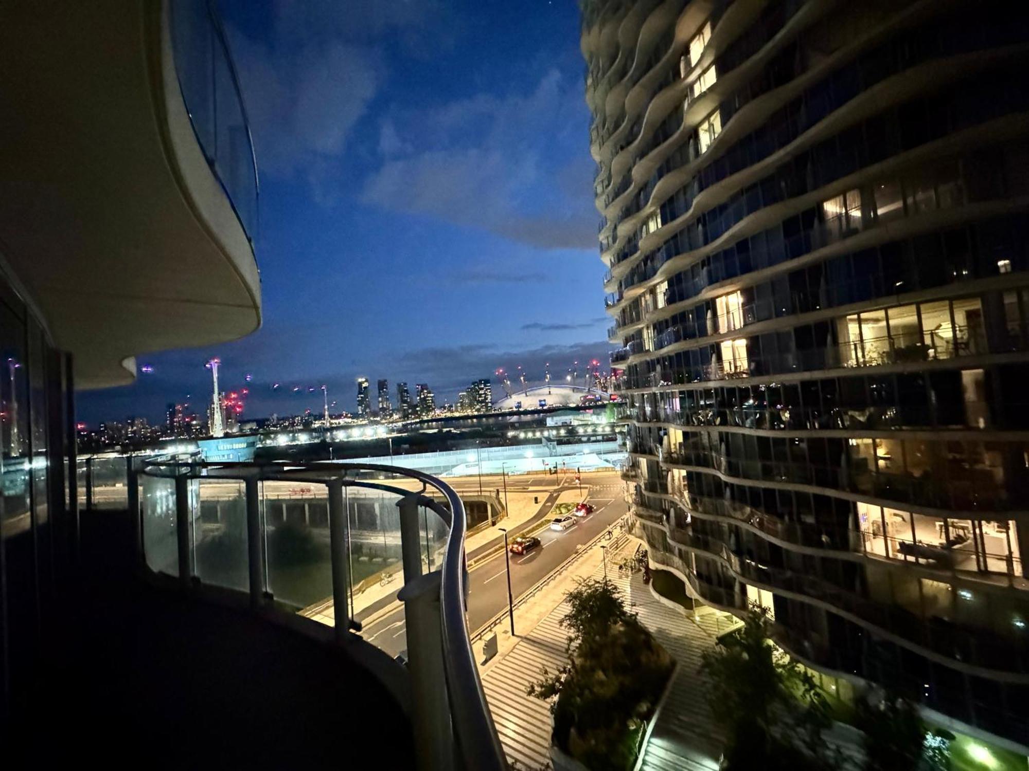London Excel Cosy Apartment With Balcony & River View Close To O2 Arena, Cable Car, City Hall Exterior photo