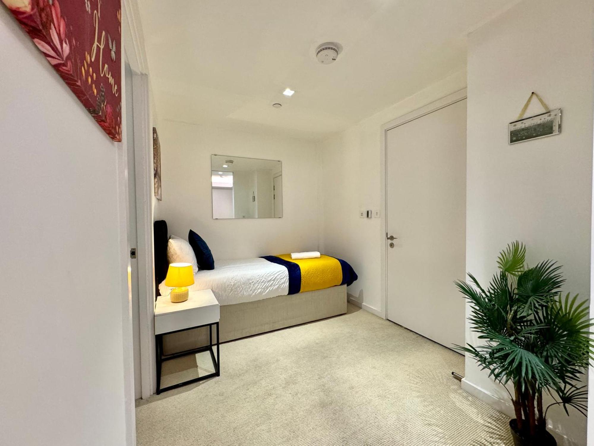 London Excel Cosy Apartment With Balcony & River View Close To O2 Arena, Cable Car, City Hall Exterior photo