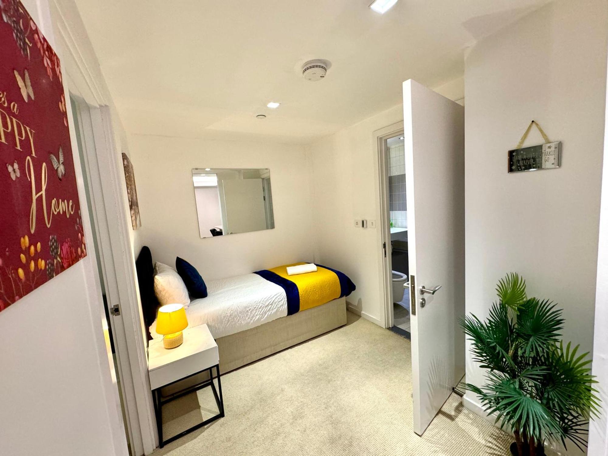 London Excel Cosy Apartment With Balcony & River View Close To O2 Arena, Cable Car, City Hall Exterior photo